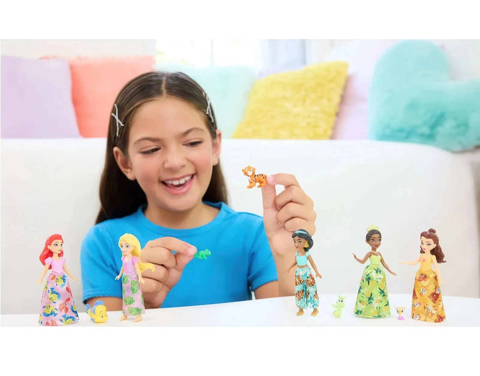 Disney Princess & Friends Set with 5 Posable Small Dolls