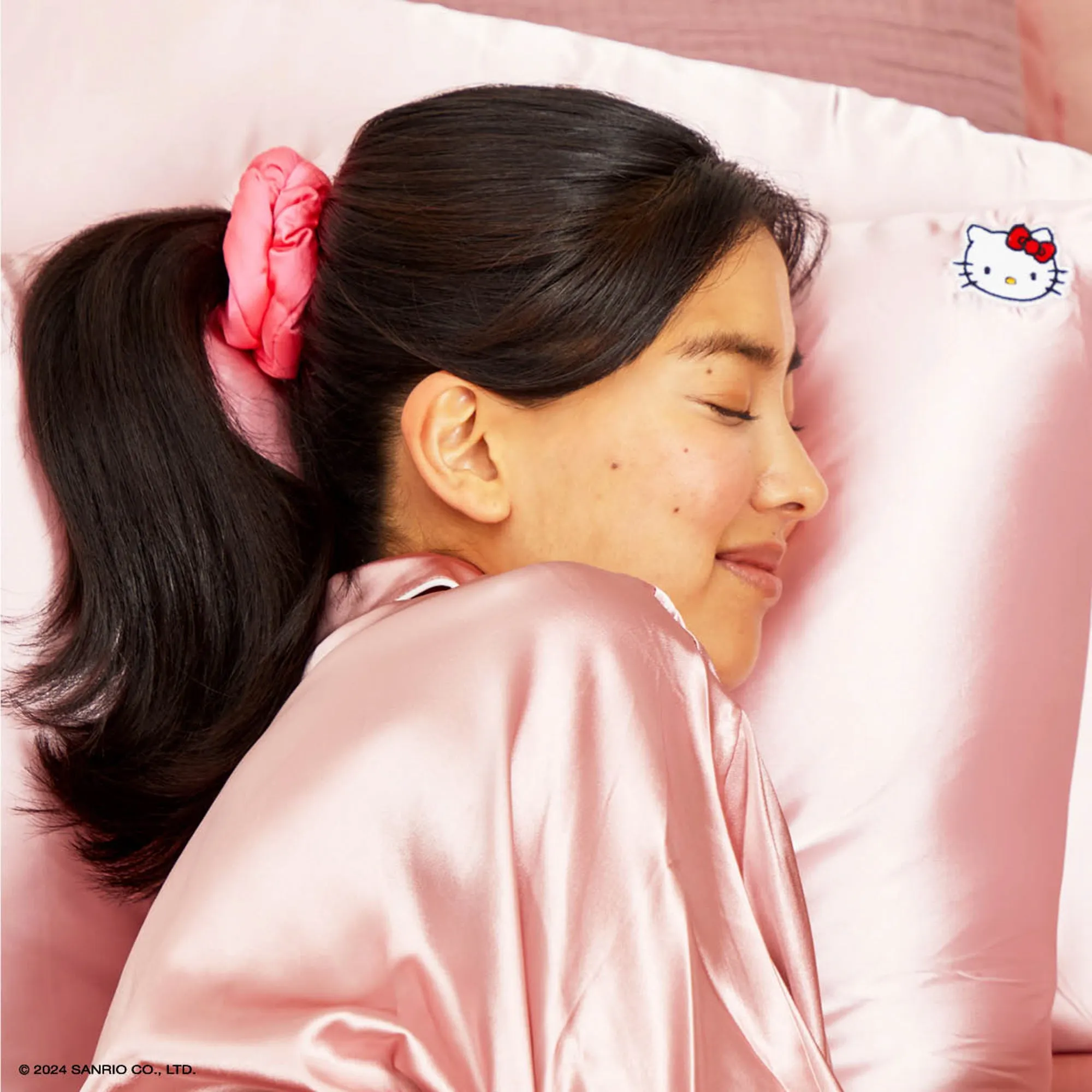 Hello Kitty x Kitsch Face Pillowcase (Solid Pink) SANRIO