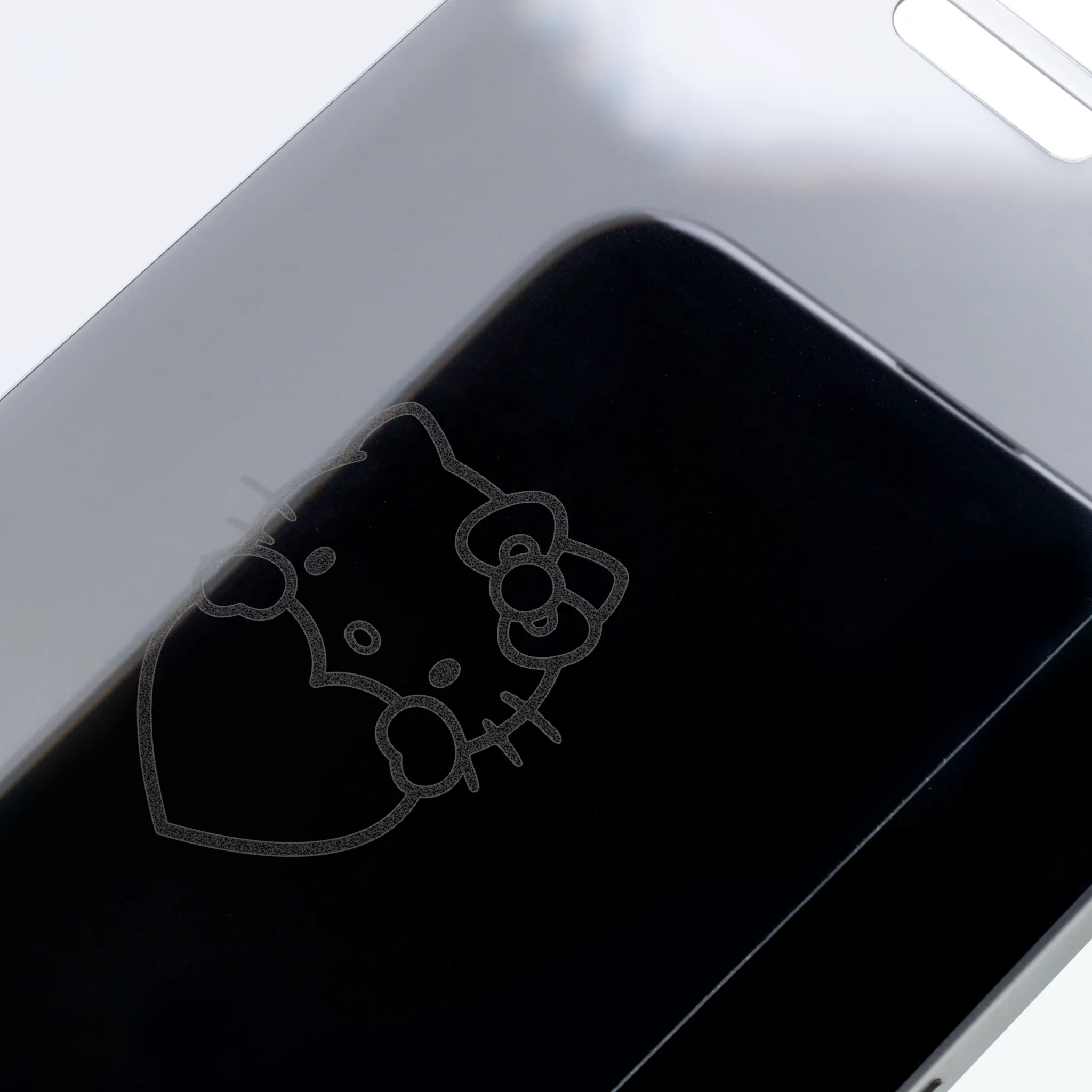 Hello Kitty x Screen Skinz Hands Heart Clear Screen Protector SANRIO
