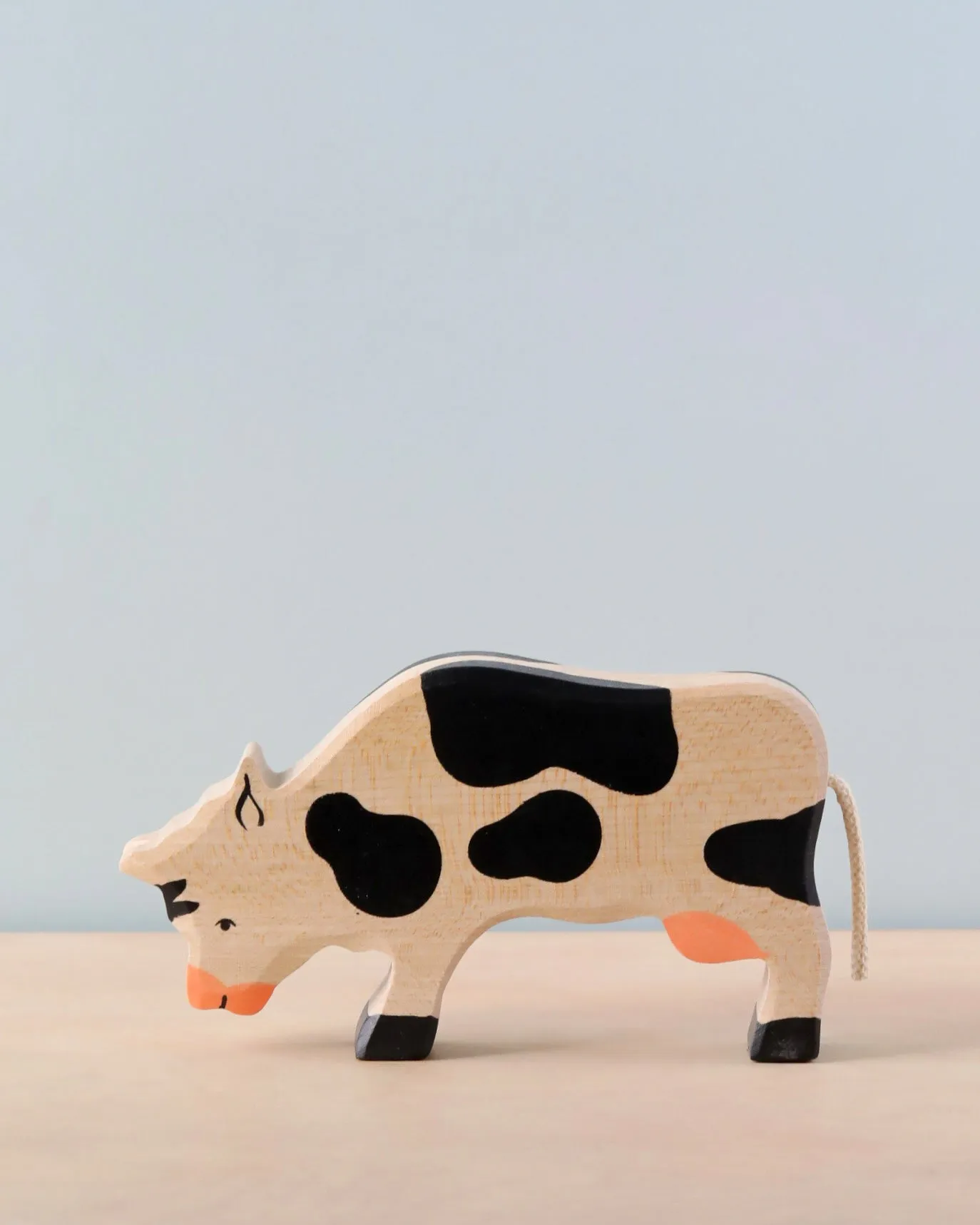 Holztiger Grazing Black Cow Odin Parker