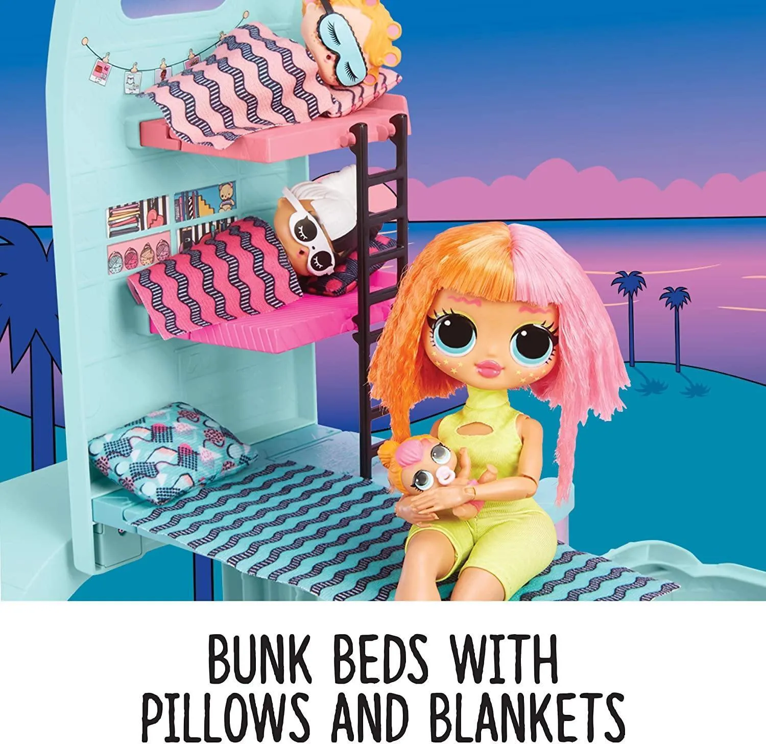 L.O.L. Surprise! 2-in-1 Glamper Fashion Camper with 55  Surprises