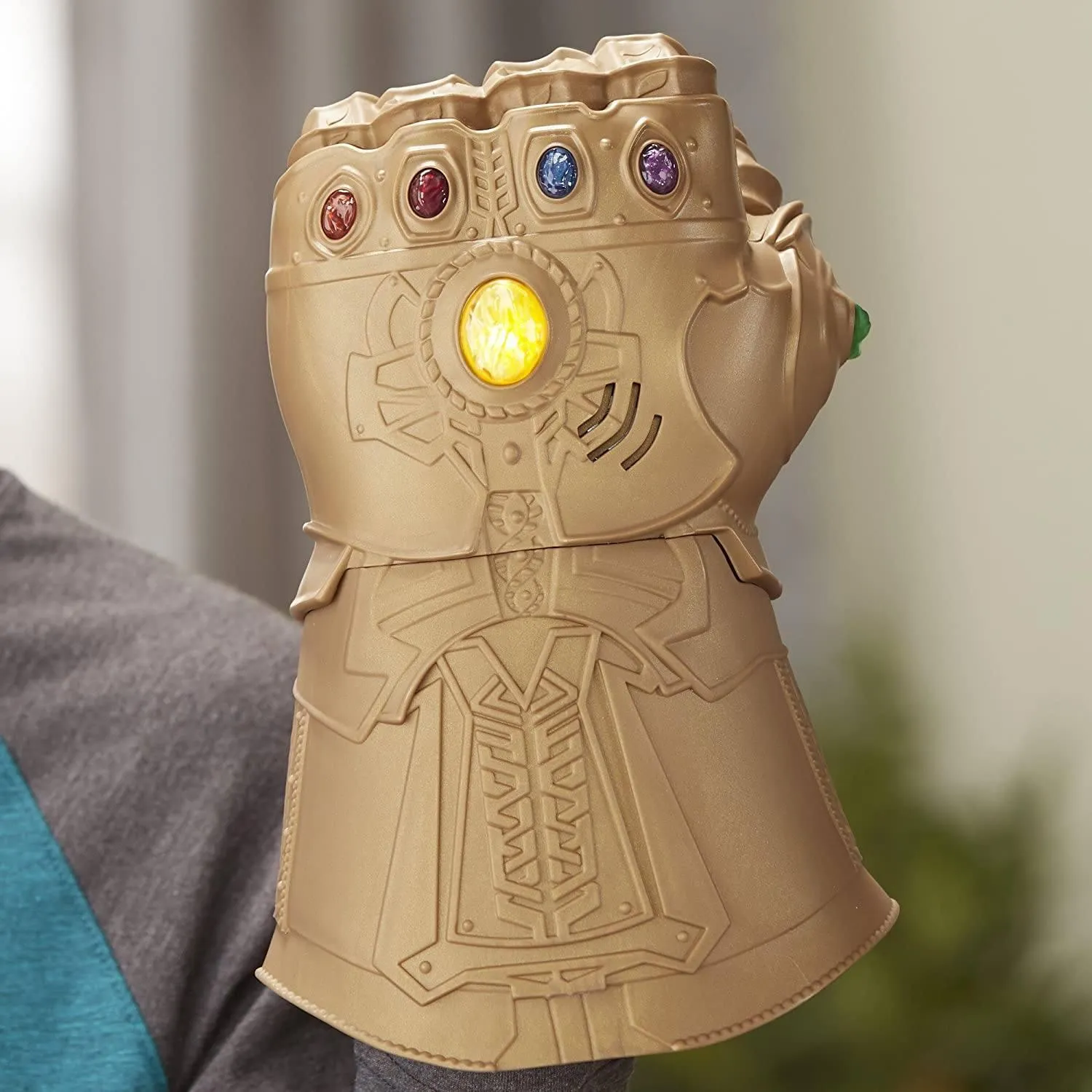 Marvel Infinity Gauntlet Electronic Fist
