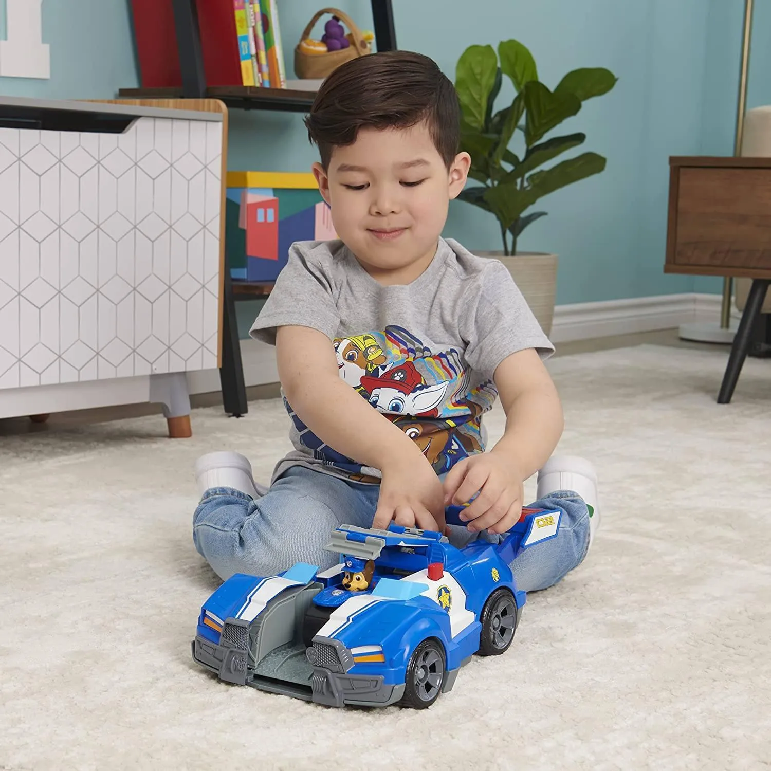 PAW Patrol Chases 2-in-1 Transforming Movie City Cruiser