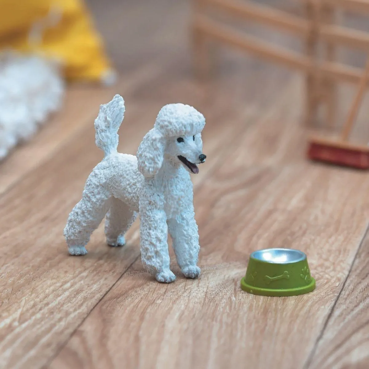 SCHLEICH 13917 Poodle Dog Figure