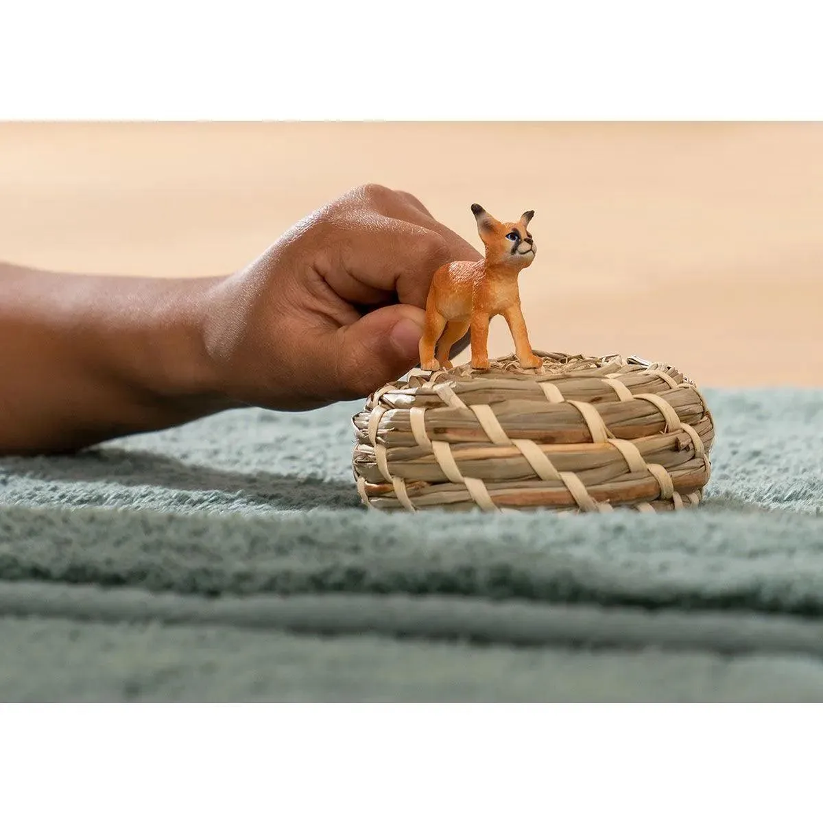 SCHLEICH 14868 Caracal Baby Figure