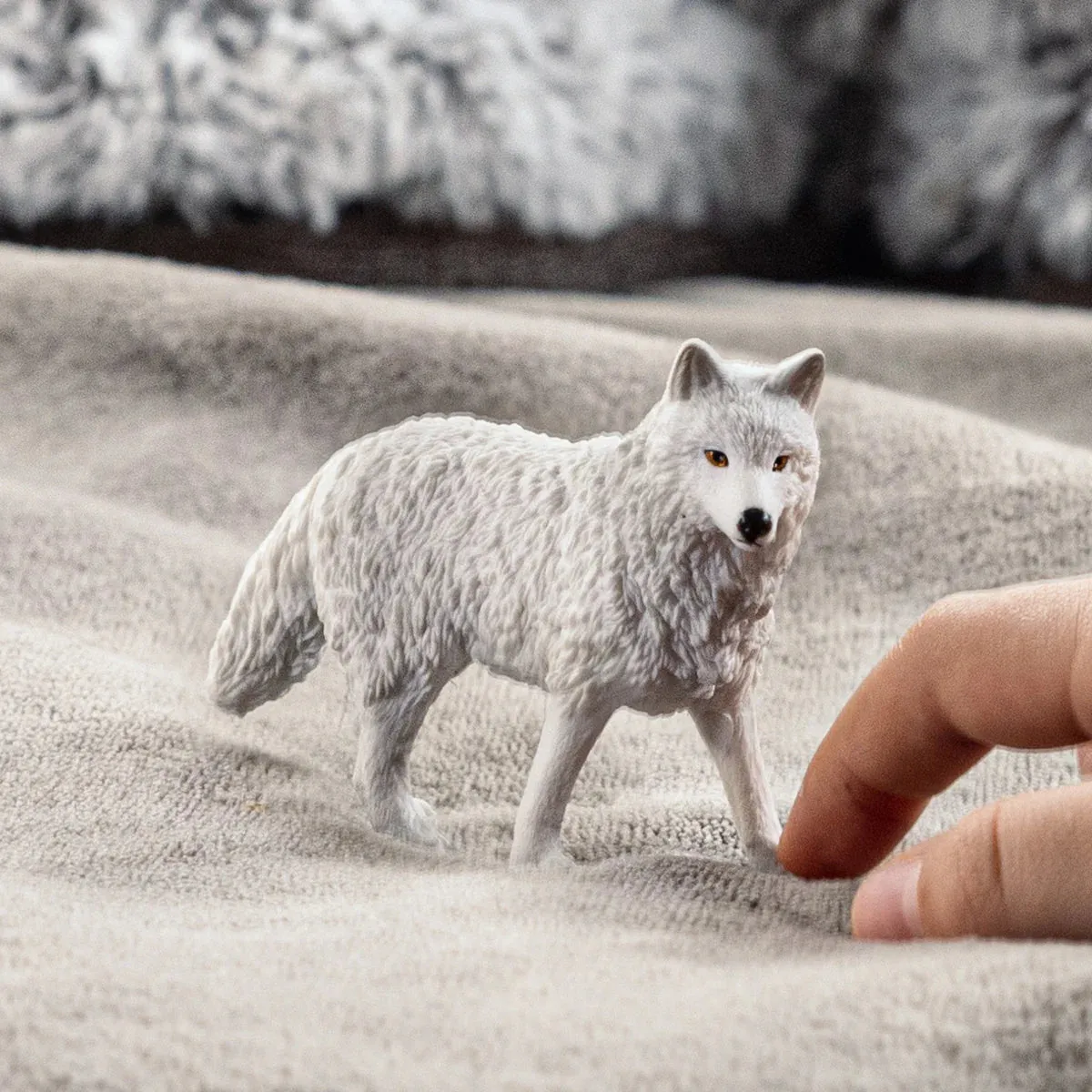 SCHLEICH 14880 Arctic Wolf Figure