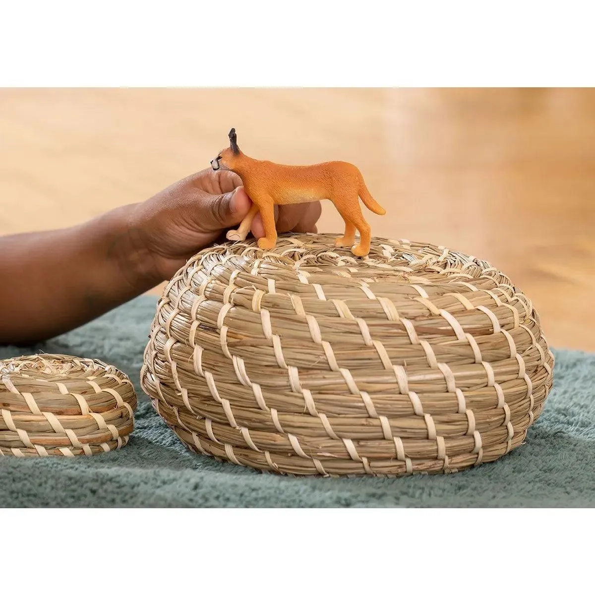 SCHLEICH Caracal Female Figure
