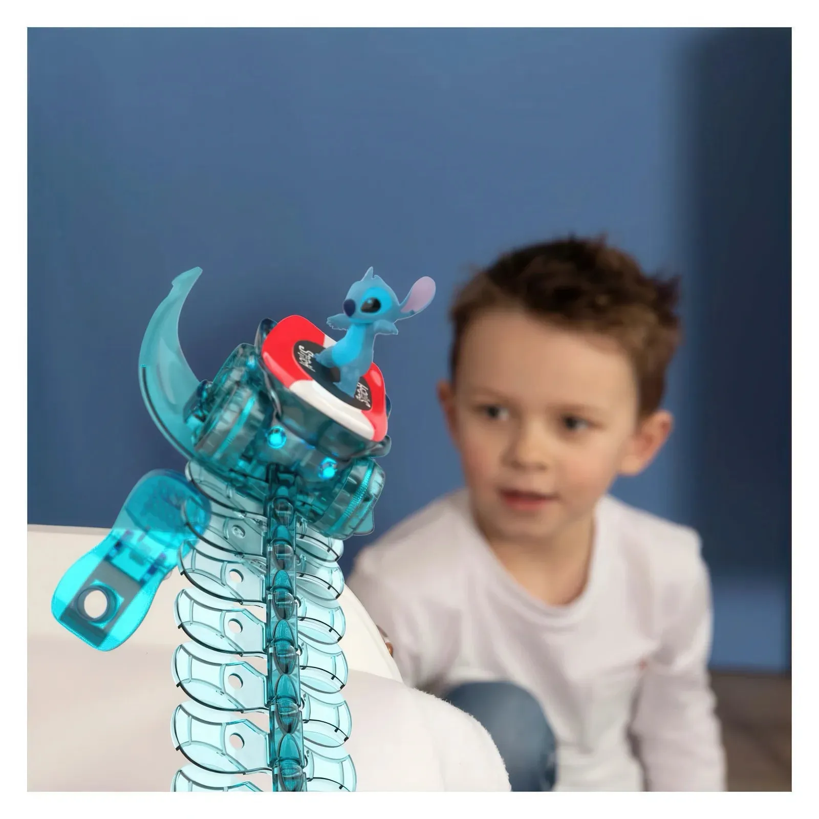 Smoby Stitch FleXtreme Race Track Car Discovery Set